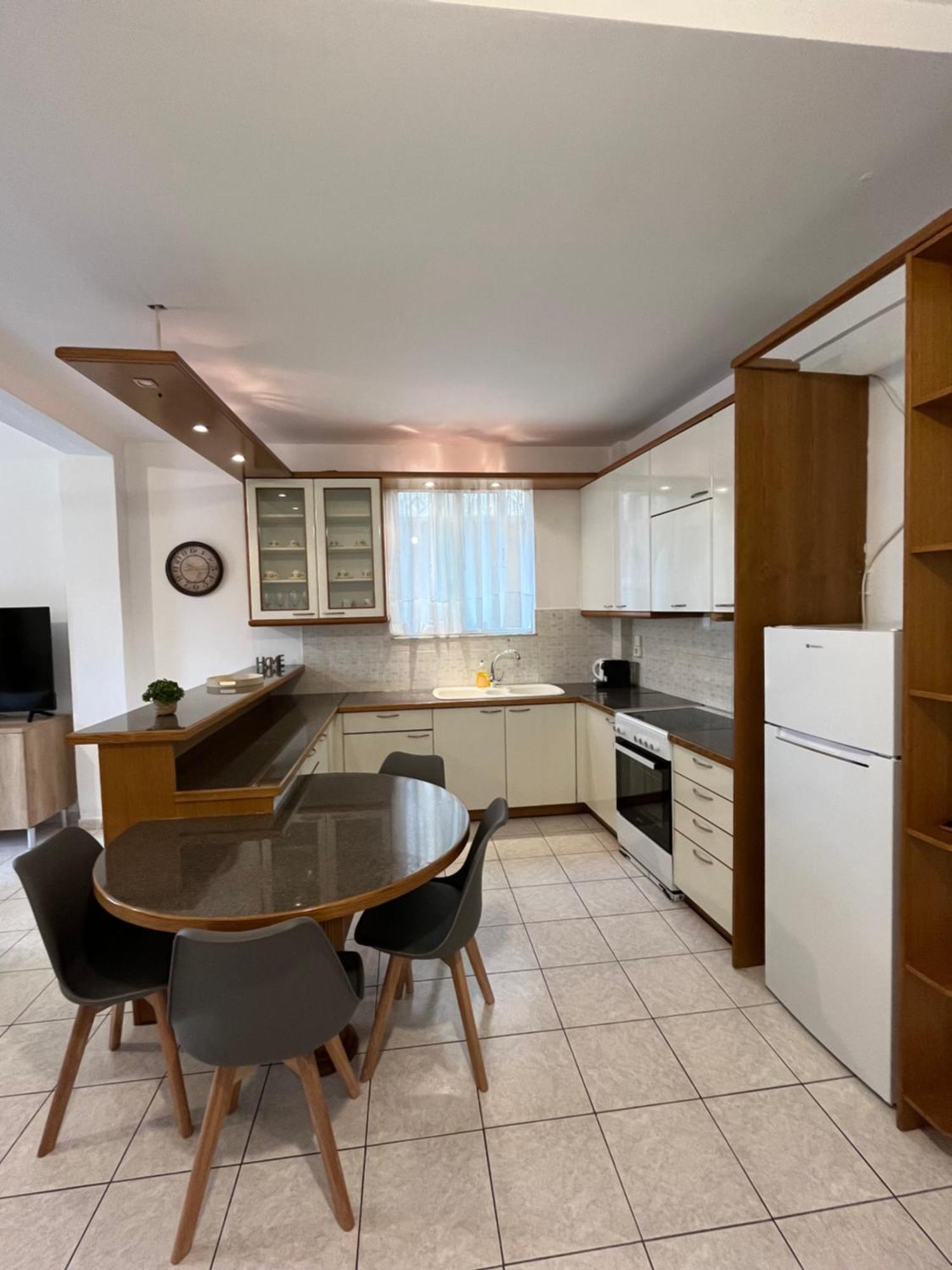 Hermanos City Apartment'S Heraklion  Exterior photo